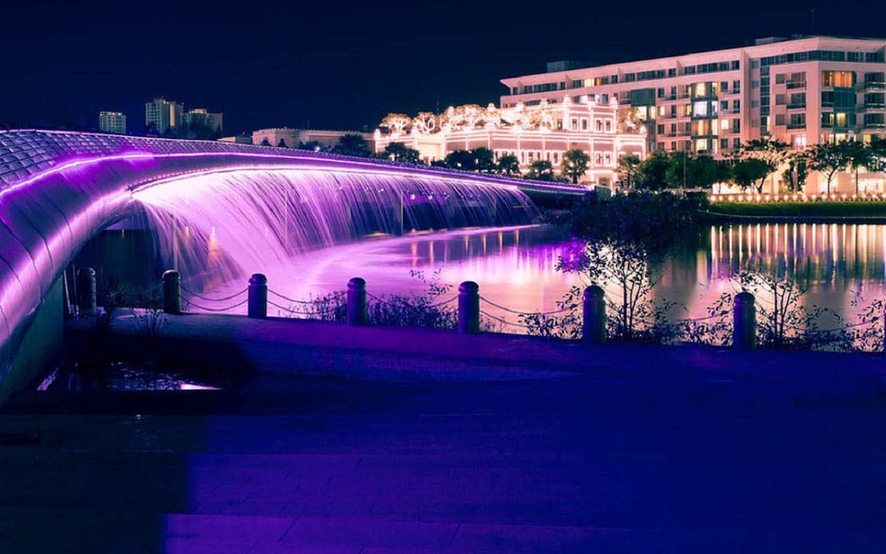 Công viên Crescent Lake – Cầu Ánh Sao