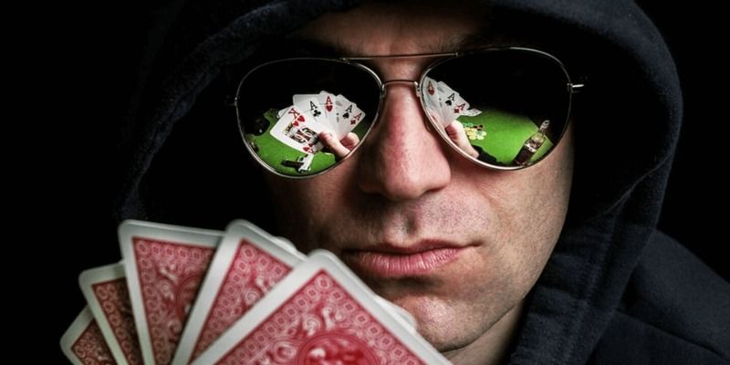 Poker face nghĩa là gì? Những kiến thức thú vị về Poker face