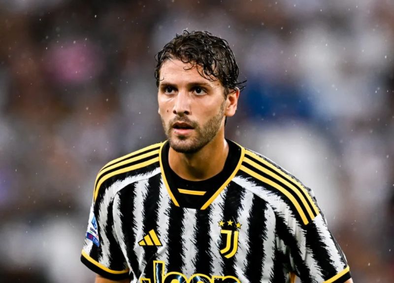 Khả năng chuyền bóng đỉnh cao của Locatelli